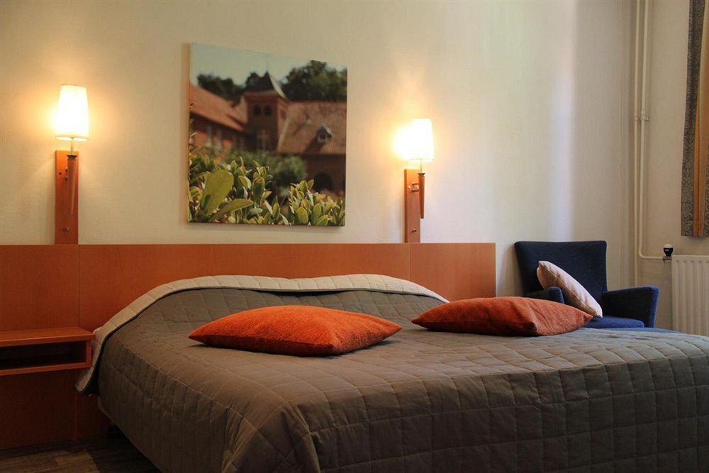 Hotel De Volksabdij Ossendrecht Phòng bức ảnh